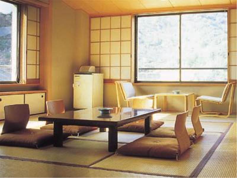 Nakamasu Ryokan ทาเคโอะ ภายนอก รูปภาพ